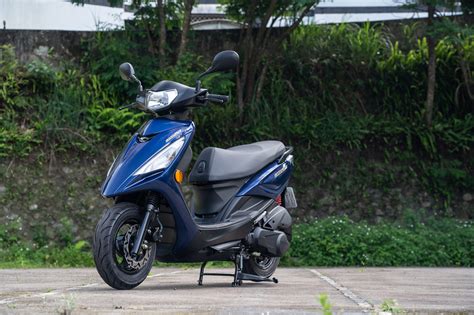 大地名流開箱|光陽 KYMCO 大地名流125 初體驗的三個亮點與試騎心。